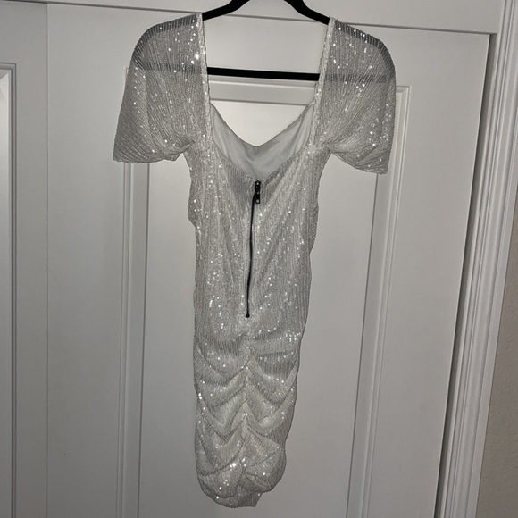 Hello Molly Frequent The Club Dress in White (size M) - Picture 2 of 5